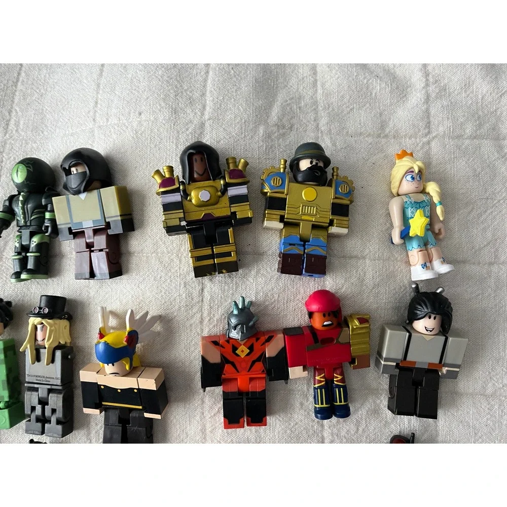 Roblox Action Figures Lot‎ DC Comics Marvel Accessories Building Blocks